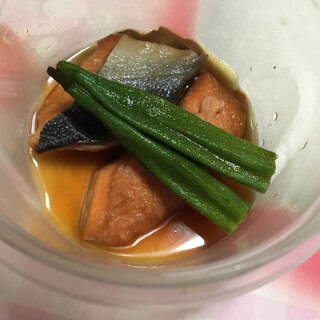 オクラで彩り(*^^*)鮭の煮付け☆